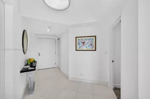 3000 Island Blvd, Aventura, FL 33160 - Photo 26