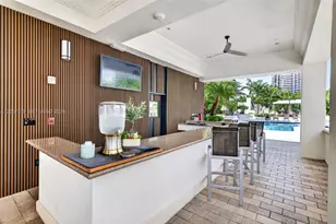 3000 Island Blvd, Aventura, FL 33160 - Photo 50