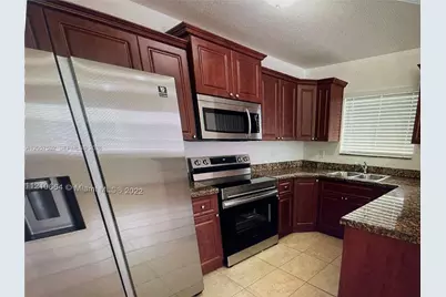 5881 NW 32nd Ave #5881, Miami, FL 33142 - Photo 4