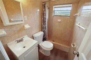 817 NW 12th Ave, Fort Lauderdale, FL 33311 - Photo 12