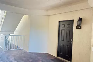 11601 NW 89th St, Doral, FL 33178 - Photo 2
