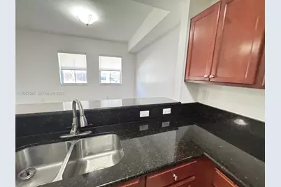 11601 NW 89 St #106, Doral, FL 33178 - Photo 8