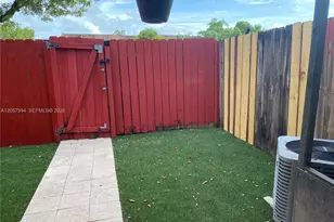 10537 NW 8th St, Pembroke Pines, FL 33026 - Photo 28