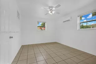 577 NW 90th St, El Portal, FL 33150 - Photo 6