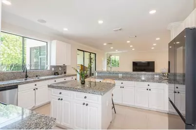 18704 SW 76th Ct, Cutler Bay, FL 33157 - Photo 10