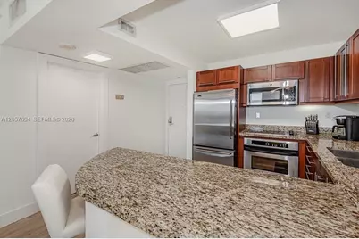 2301 Collins Ave #1528, Miami Beach, FL 33139 - Photo 12