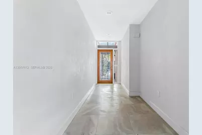 8350 Dundee Ter, Miami Lakes, FL 33016 - Photo 2