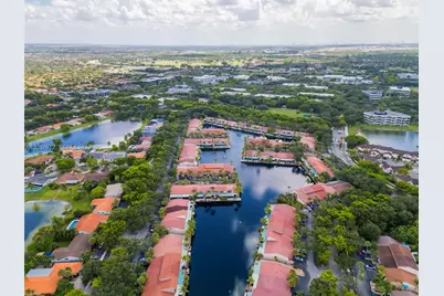 8350 Dundee Ter, Miami Lakes, FL 33016 - Photo 64