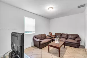1420 NW 195th St, Miami Gardens, FL 33169 - Photo 10