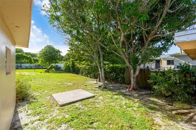 1420 NW 195th St, Miami Gardens, FL 33169 - Photo 24