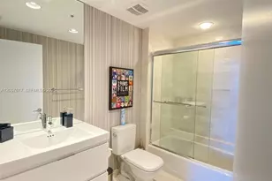 17301 Biscayne Blvd, North Miami Beach, FL 33160 - Photo 18