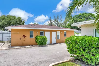 529 NW 88th St #1, El Portal, FL 33150 - Photo 22