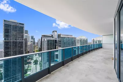 200 Biscayne Boulevard Way #4004, Miami, FL 33131 - Photo 46
