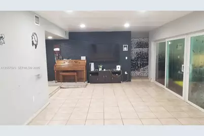 6729 Arbor Dr, Miramar, FL 33023 - Photo 10