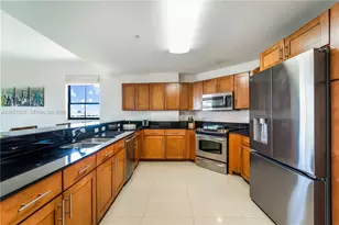 8395 SW 73rd Ave, Miami, FL 33143 - Photo 4