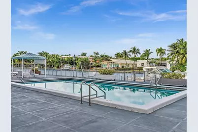 10000 W Bay Harbor Dr #201, Bay Harbor Islands, FL 33154 - Photo 30