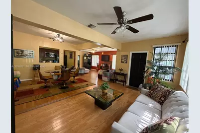 709 N 26th Ave, Hollywood, FL 33020 - Photo 1