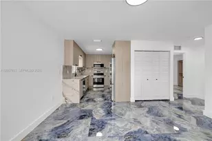 10350 SW 48th St, Miami, FL 33165 - Photo 2