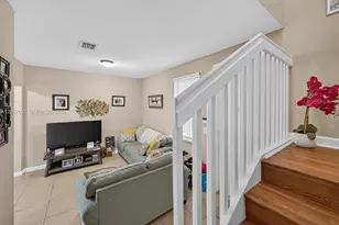 152 SE 29th Ave, Homestead, FL 33033 - Photo 8
