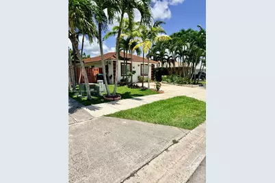 18300 SW 143rd Ct, Miami, FL 33177 - Photo 4