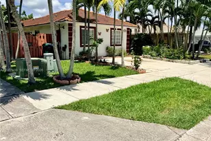18300 SW 143rd Ct, Miami, FL 33177 - Photo 4