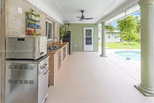 4151 19th Ct SW, Naples, FL 34116 - Photo 16