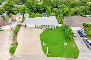 4151 19th Ct SW, Naples, FL 34116 - Photo 10