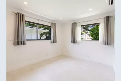 925 Algaringo Ave, Coral Gables, FL 33134 - Photo 14