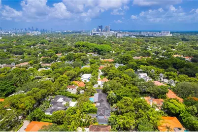 925 Algaringo Ave, Coral Gables, FL 33134 - Photo 20