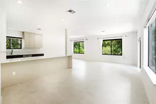 925 Algaringo Ave, Coral Gables, FL 33134 - Photo 6