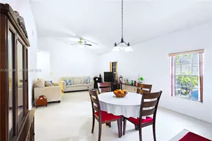 24443 SW 129th Pl, Homestead, FL 33032 - Photo 4