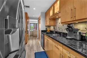 3908 Parkside Ln, Hollywood, FL 33021 - Photo 20