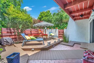 3908 Parkside Ln, Hollywood, FL 33021 - Photo 8