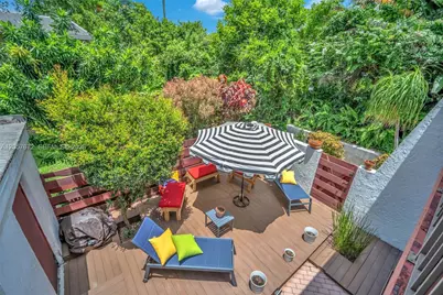 3908 Parkside Ln #229, Hollywood, FL 33021 - Photo 6