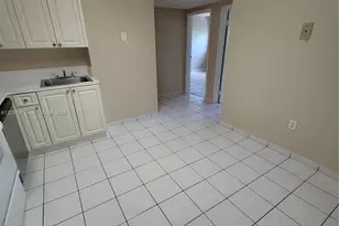 5100 SW 41st St, Pembroke Park, FL 33023 - Photo 14