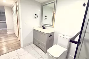 1101 SW 128th Terrace, Pembroke Pines, FL 33027 - Photo 10