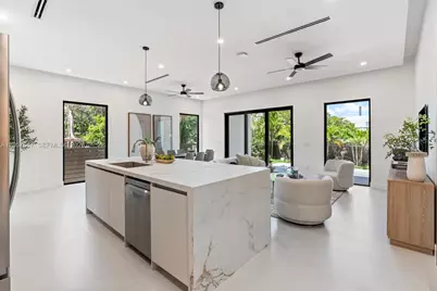 1319 NE 13th Ave, Fort Lauderdale, FL 33304 - Photo 8