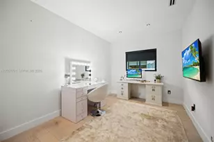 16431 NE 34th Ave, North Miami Beach, FL 33160 - Photo 32