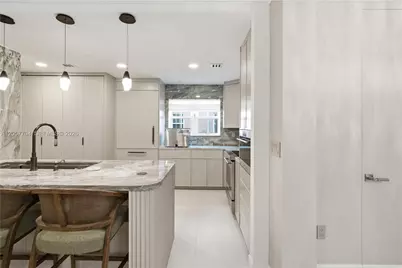 540 Loretto Ave #19, Coral Gables, FL 33146 - Photo 14