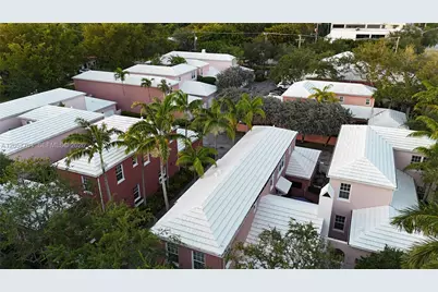 540 Loretto Ave #19, Coral Gables, FL 33146 - Photo 6