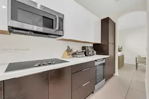 10204 NW 86th St, Doral, FL 33178 - Photo 26