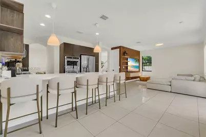 10204 NW 86th St, Doral, FL 33178 - Photo 20