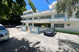 640 Pennsylvania Ave, Miami Beach, FL 33139 - Photo 1