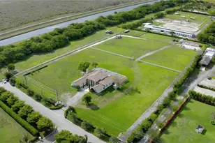 18651 SW 104th St, Miami, FL 33196 - Photo 2