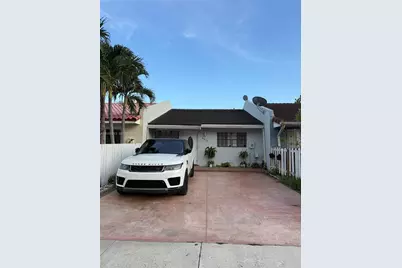 8872 NW 119th St #0, Hialeah Gardens, FL 33018 - Photo 1