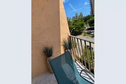 1465 NE 123rd St #609, North Miami, FL 33161 - Photo 10