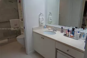 701 SW 141st Ave, Pembroke Pines, FL 33027 - Photo 38