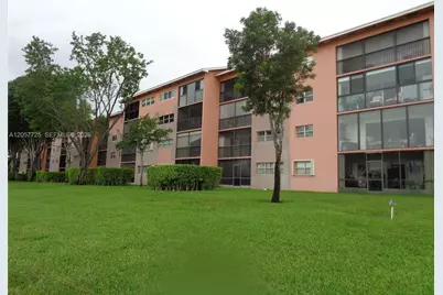 701 SW 141st Ave #412R, Pembroke Pines, FL 33027 - Photo 2