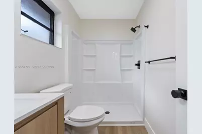 10541 SW 21st Ln, Miami, FL 33165 - Photo 18
