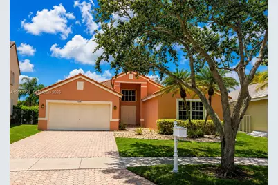 1041 Cedar Falls Dr, Weston, FL 33327 - Photo 1
